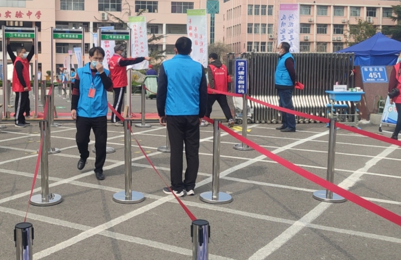 中神盾測溫安檢門助力校院開學企業復工